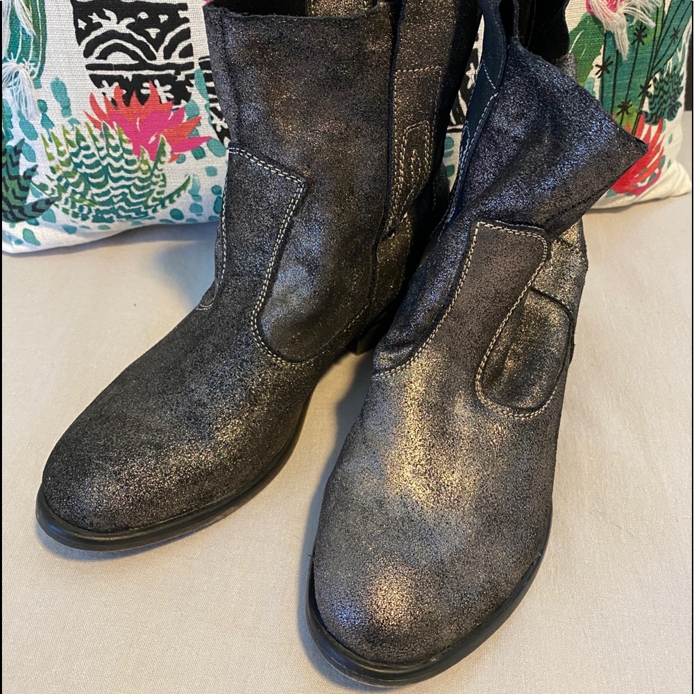 Charles David Metallic boots